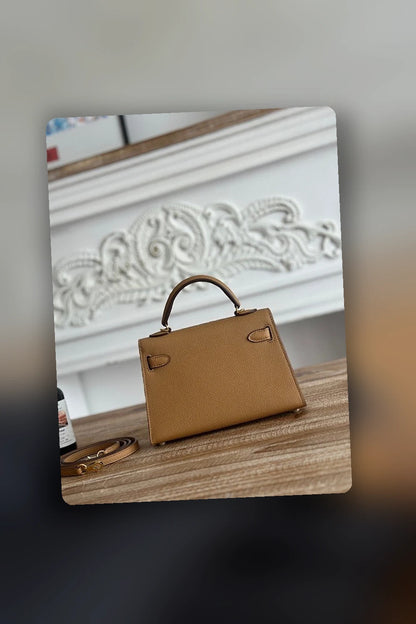 NB - HMS Bag - 821