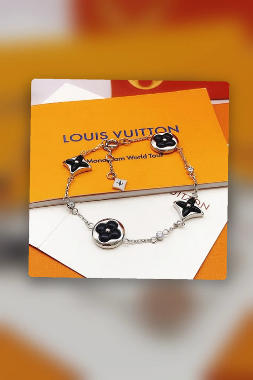 NB - LOV Jewelry - 328