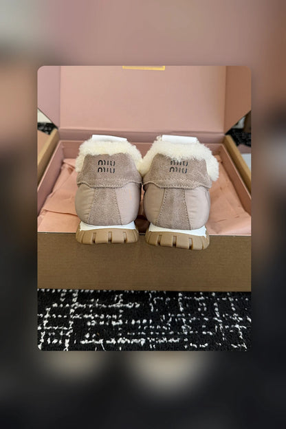 NB - MMU Women Shoes - 490