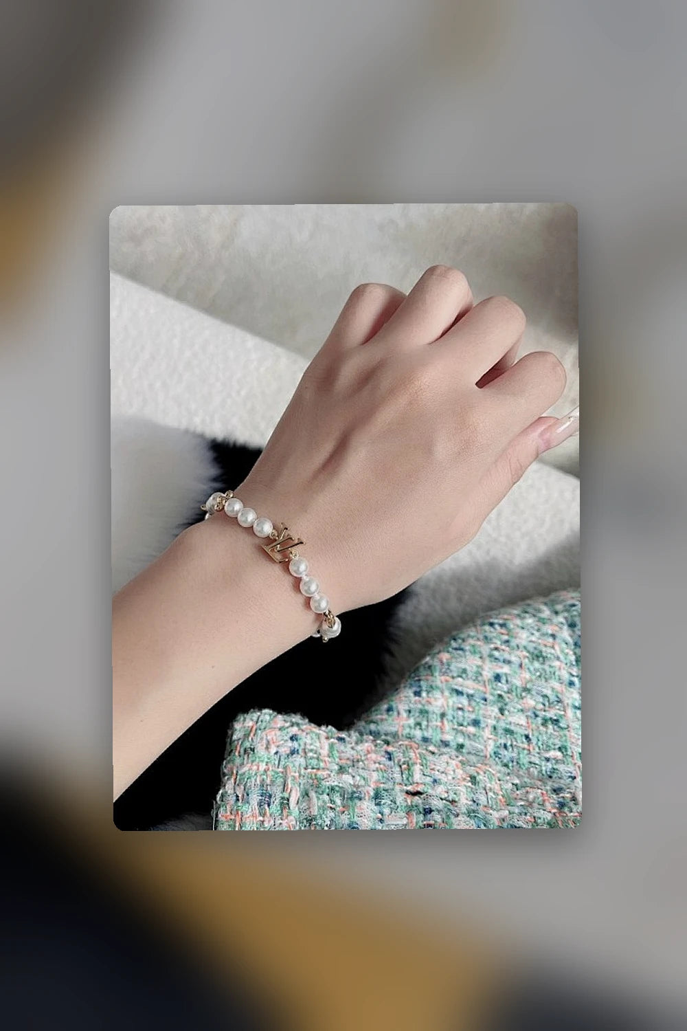 NB - LOV Jewelry - 686