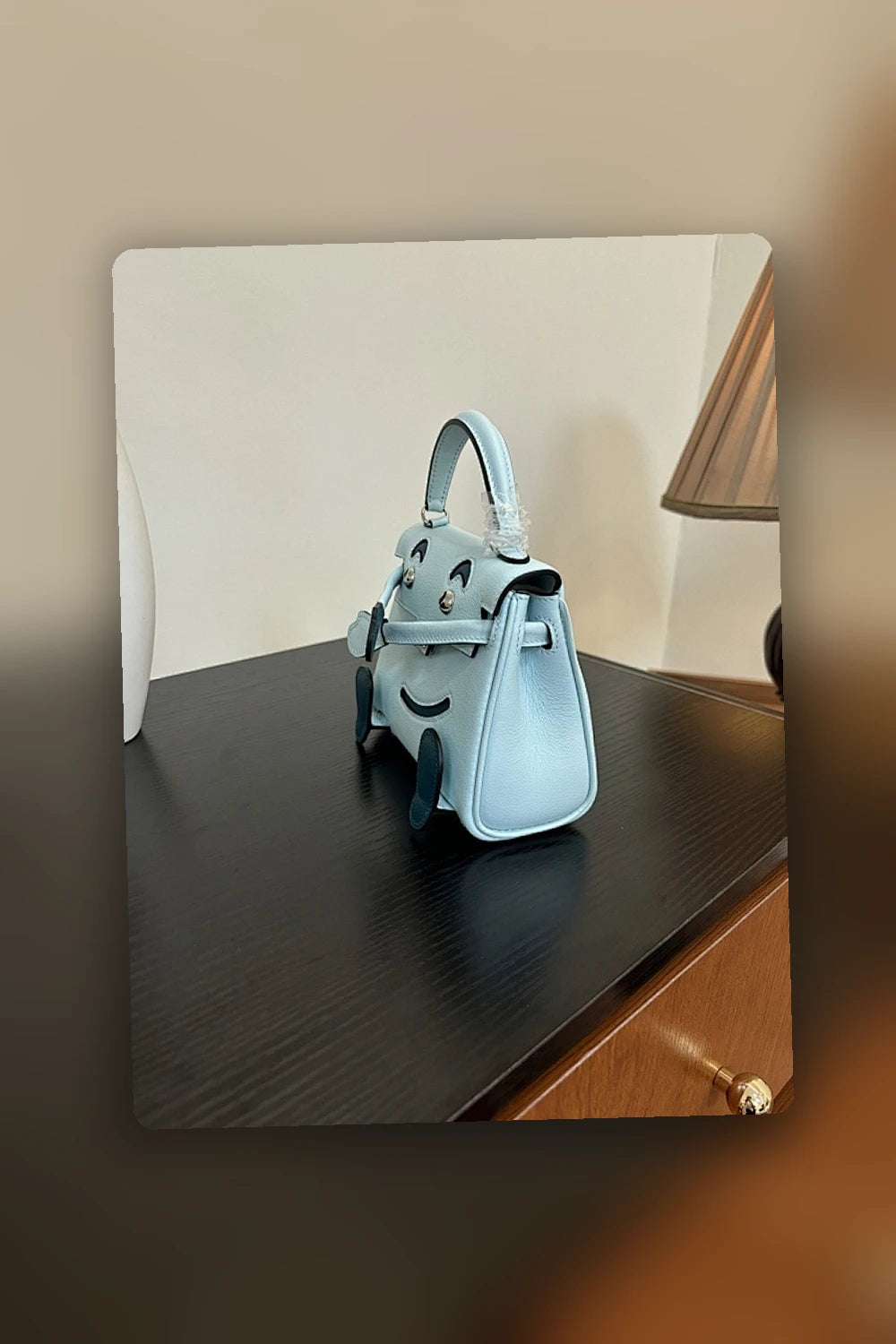 NB - HMS Bag - 102