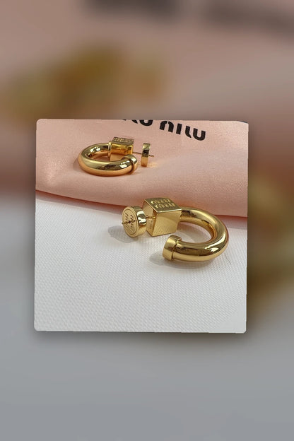 NB - MMU Jewelry - 495