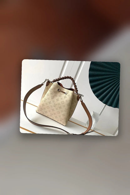 NB - LOV Bag - 1501