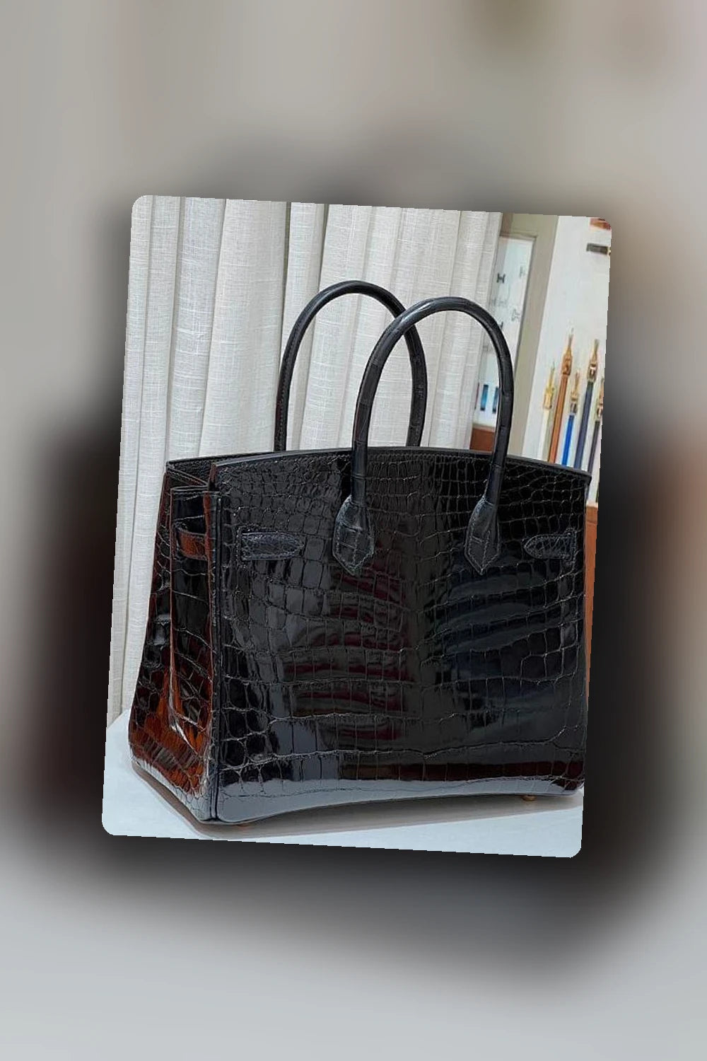 NB - HMS Bag - 554