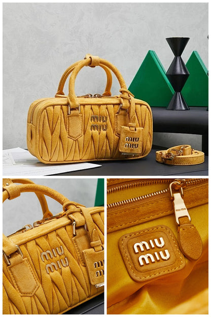 NB - MMU Bag - 551