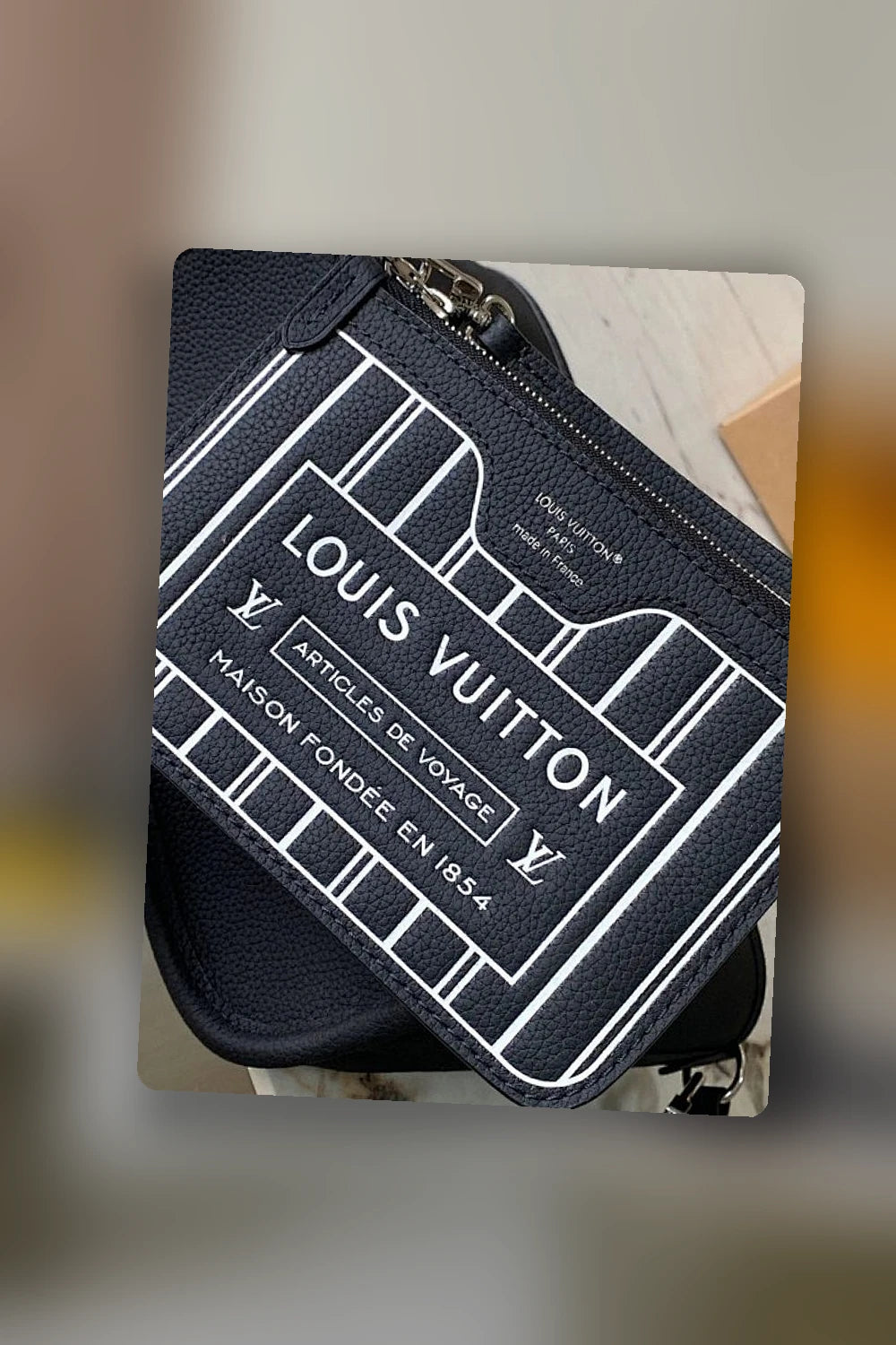 NB - LOV Bag - 1820