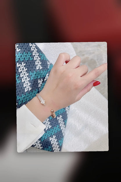 NB - CRA Jewelry - 047