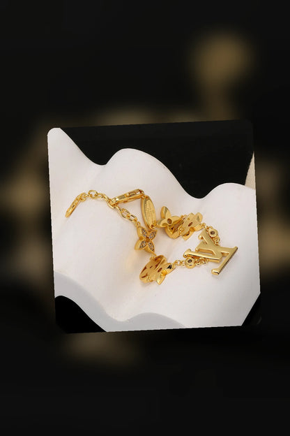 NB - LOV Jewelry - 365