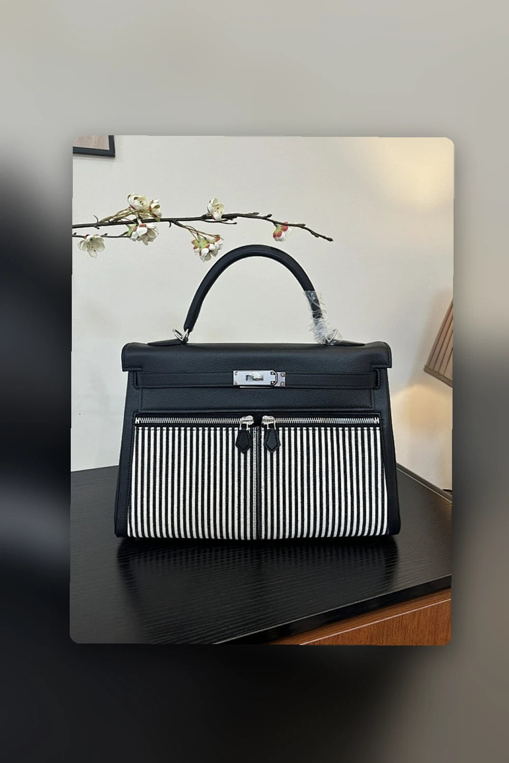 NB - HMS Bag - 412