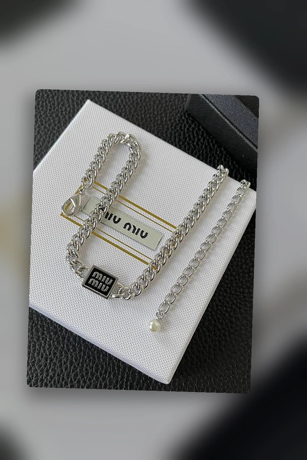 NB - MMU Jewelry - 303