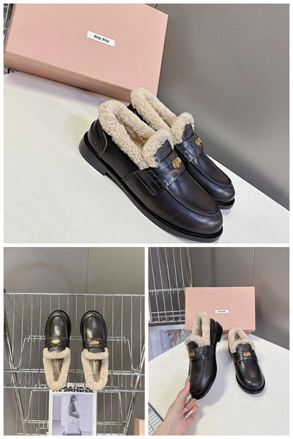 NB - MMU Women Shoes - 868