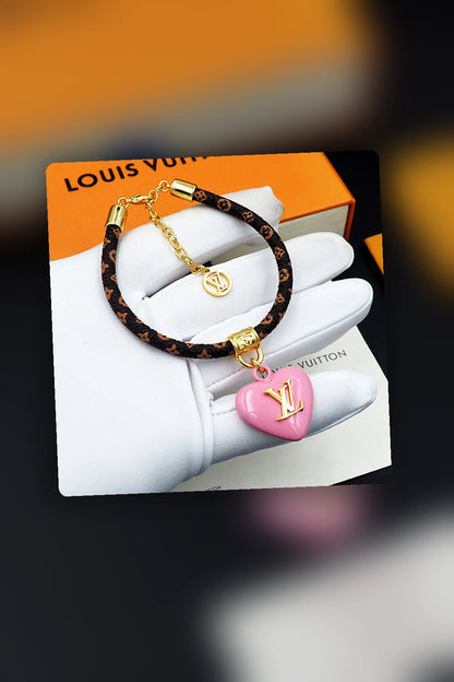 NB - LOV Jewelry - 210