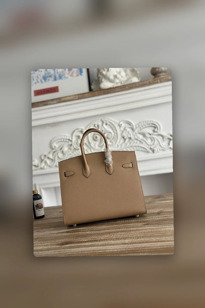 NB - HMS Bag - 1024