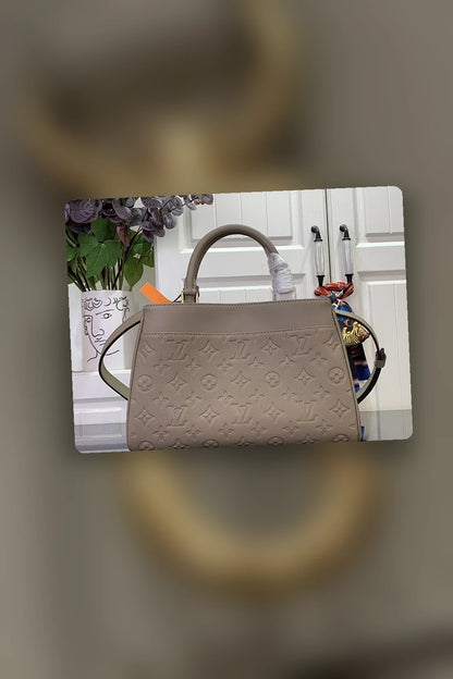 NB - LOV Bag - 1847