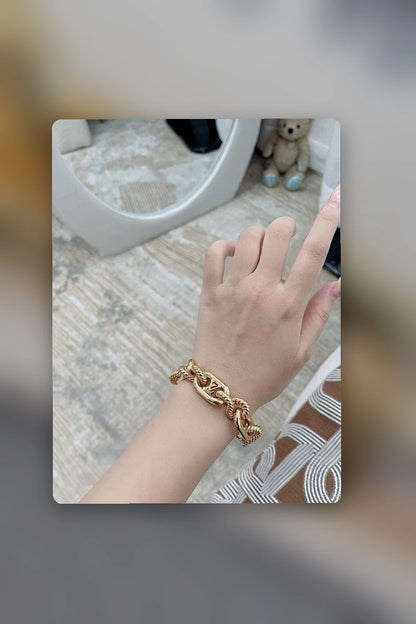 NB - LOV Jewelry - 017