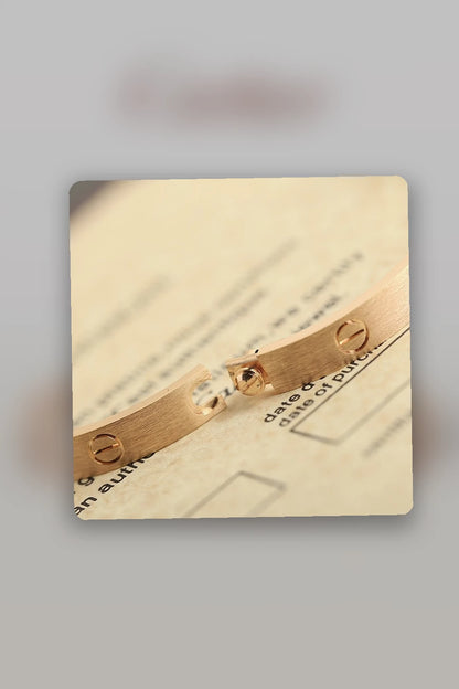 NB - CRA Jewelry - 066
