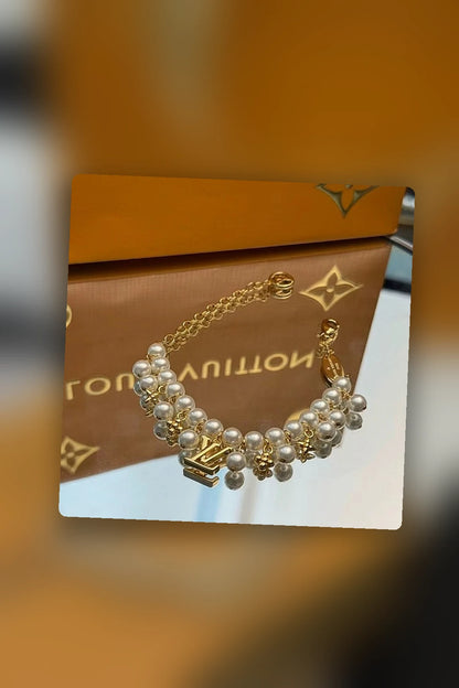 NB - LOV Jewelry - 360