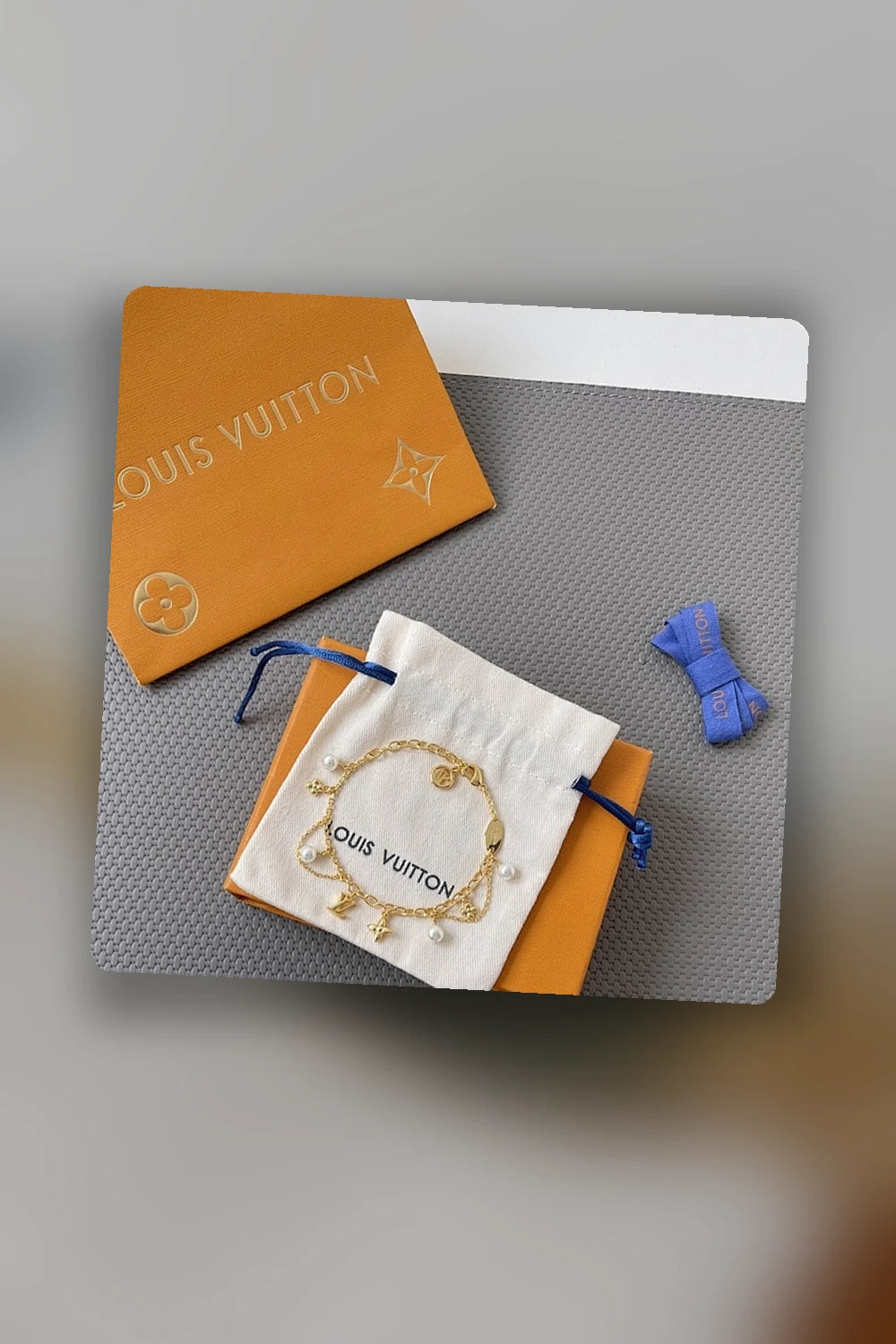 NB - LOV Jewelry - 201