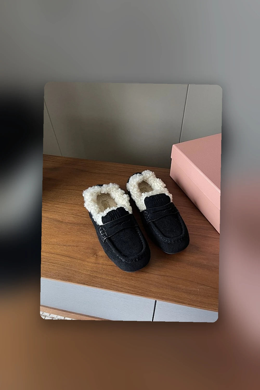 NB - MMU Women Shoes - 696
