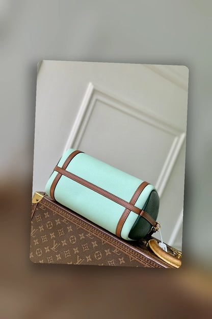 NB - LOV Bag - 1885