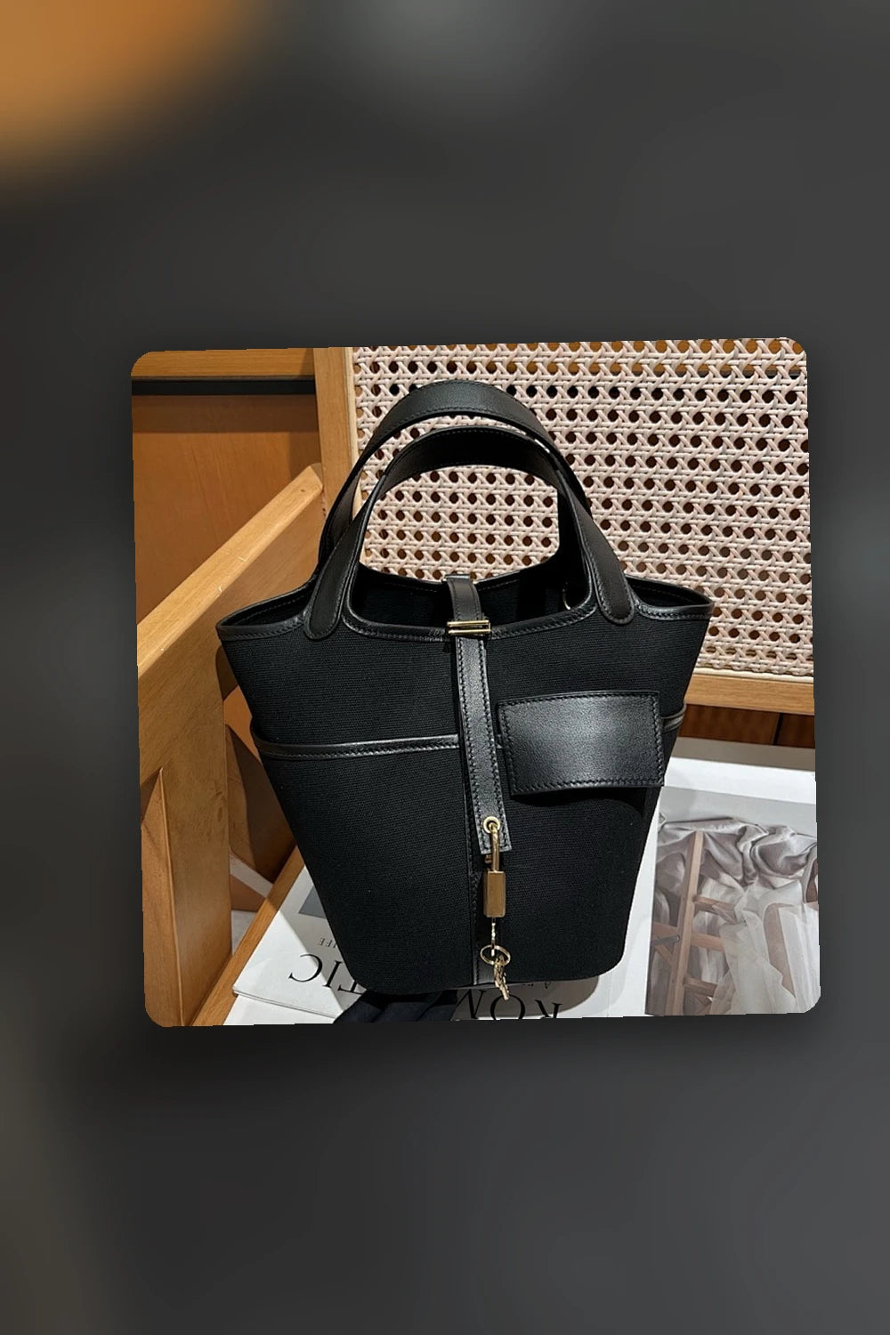 NB - HMS Bag - 1680