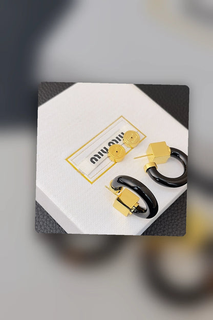 NB - MMU Jewelry - 418