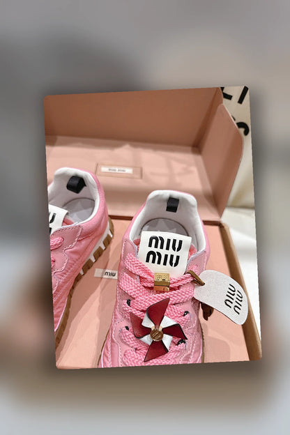 NB - MMU Women Shoes - 255