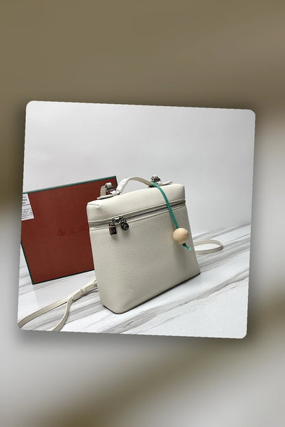NB - DLVX Bag - 211