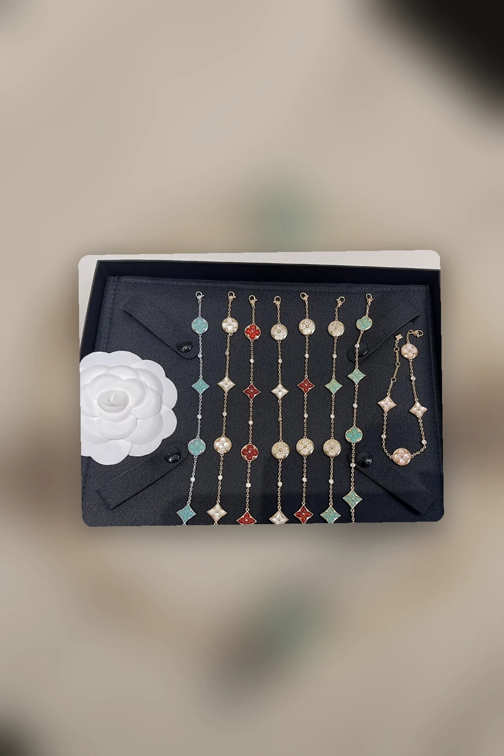 NB - LOV Jewelry - 195