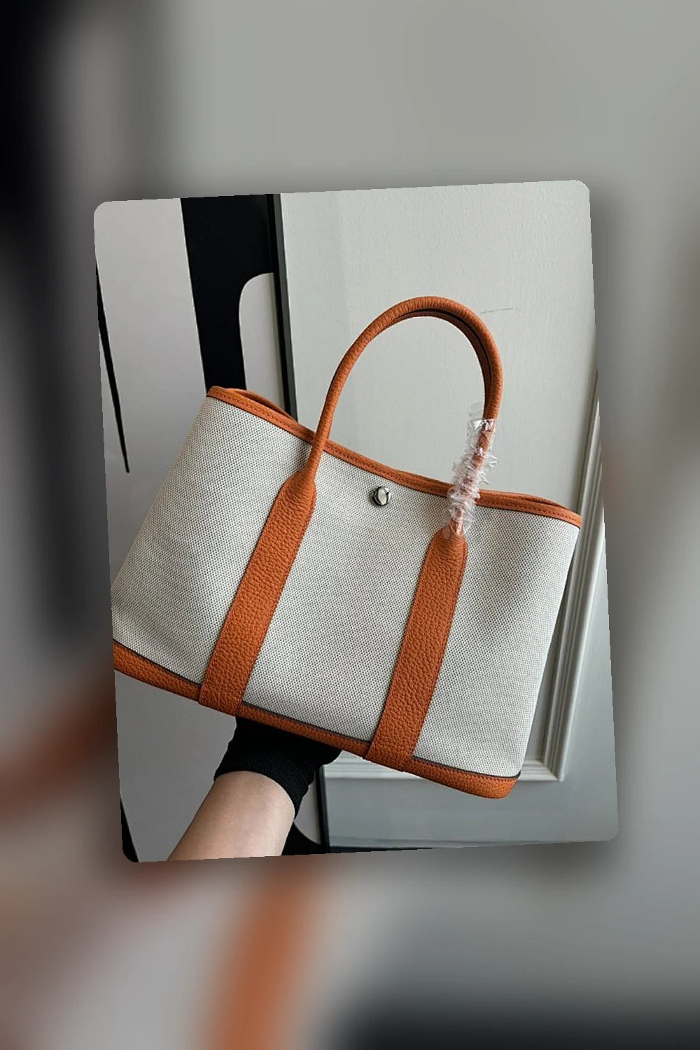 NB - HMS Bag - 087