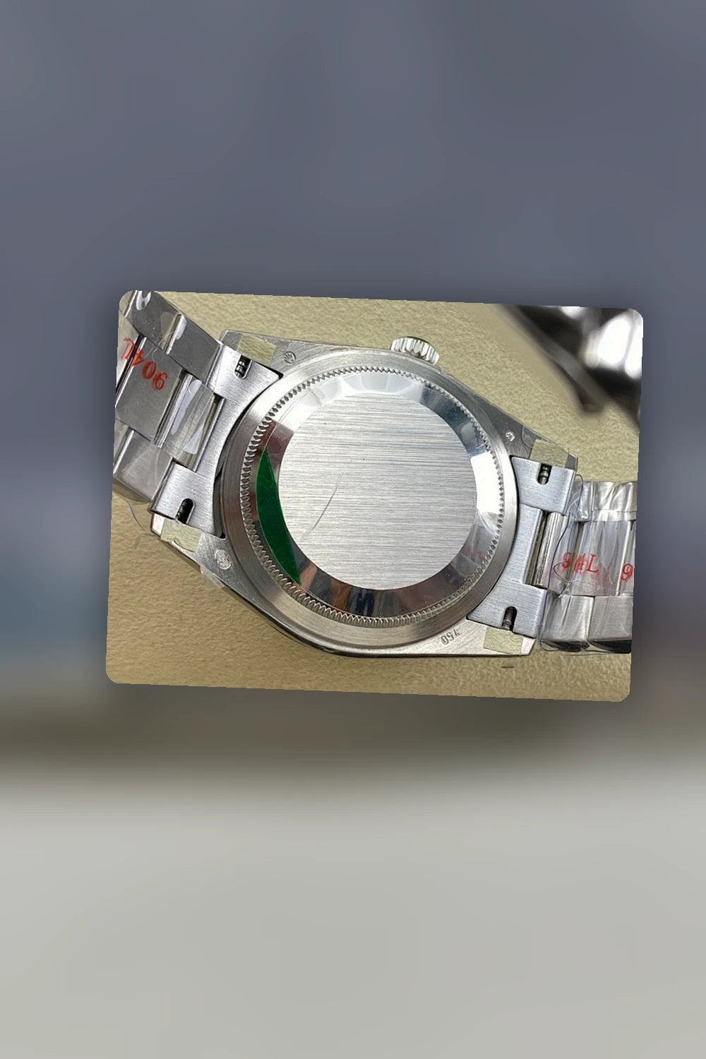 NB - Mix Watch - 079