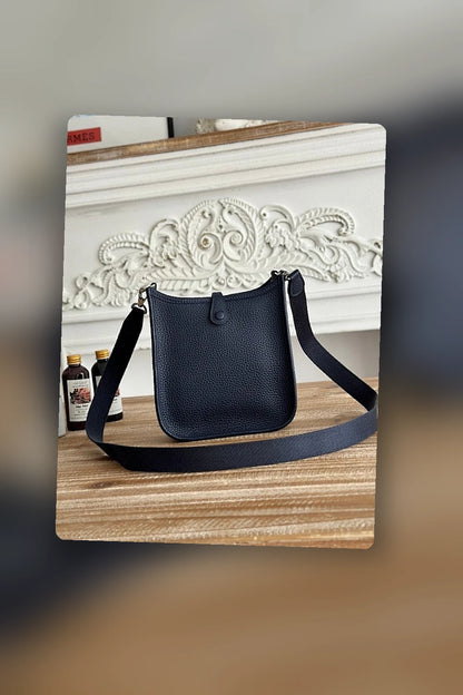 NB - HMS Bag - 1002