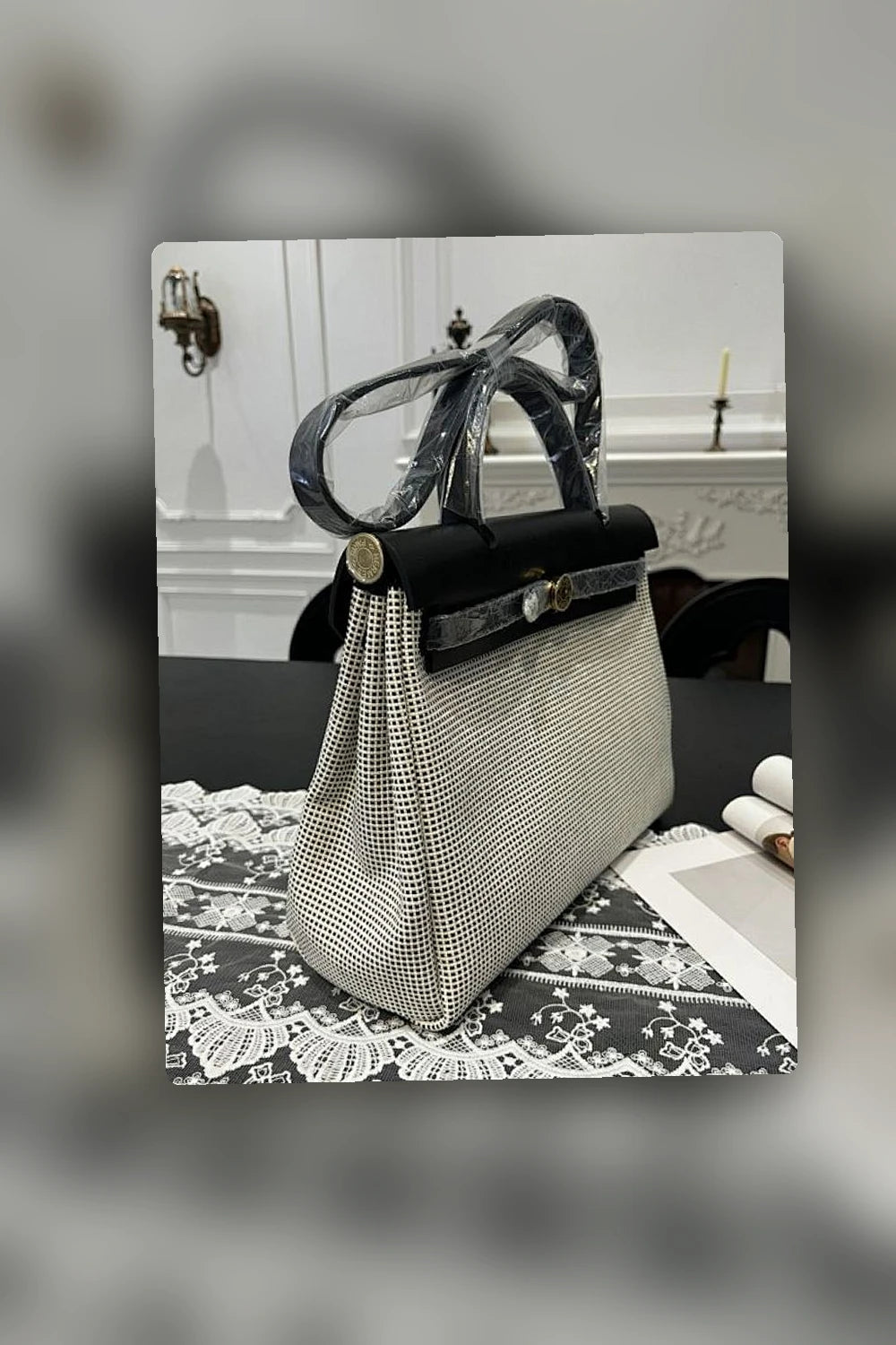 NB - HMS Bag - 1802