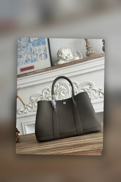 NB - HMS Bag - 030