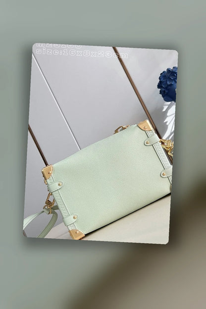NB - LOV Bag - 126