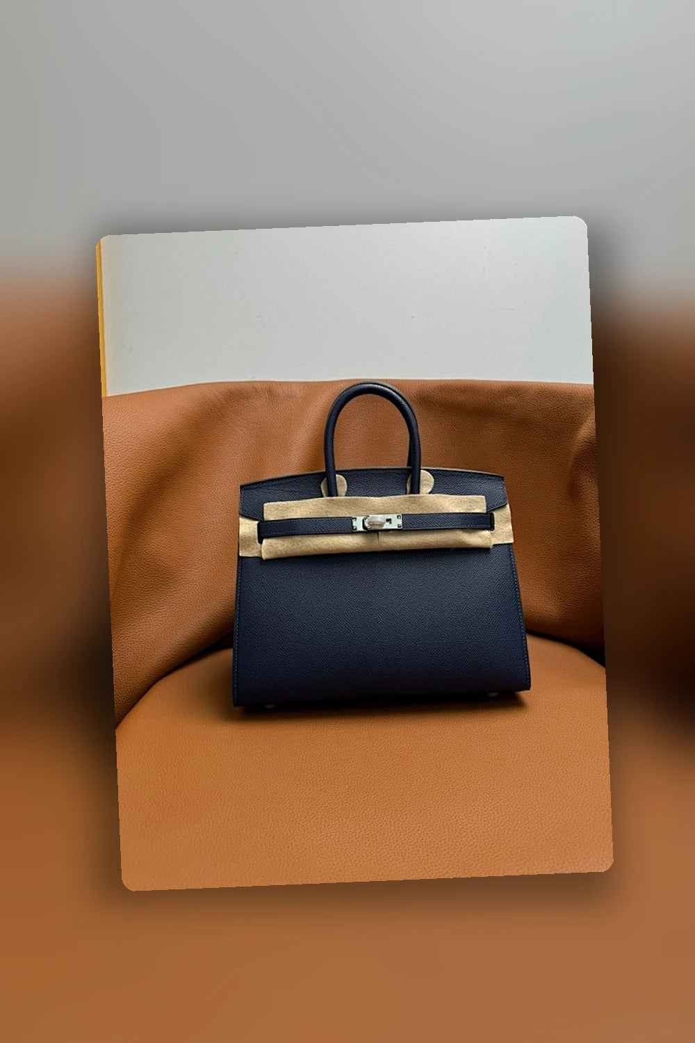 NB - HMS Bag - 1392