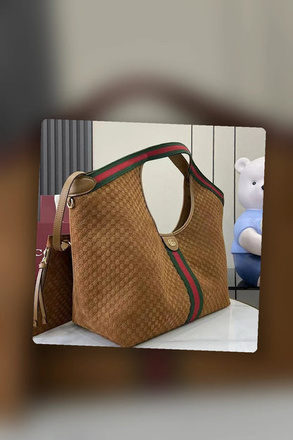 NB - GUKI Bag - 032