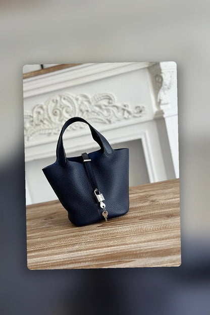 NB - HMS Bag - 1133