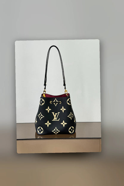 NB - LOV Bag - 1270