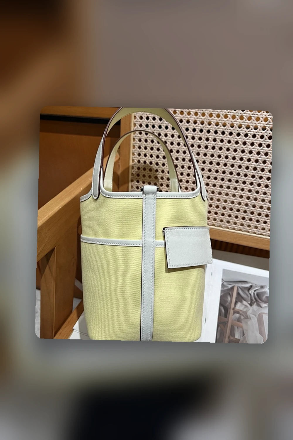 NB - HMS Bag - 110