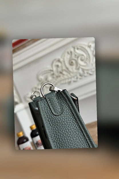 NB - HMS Bag - 1009