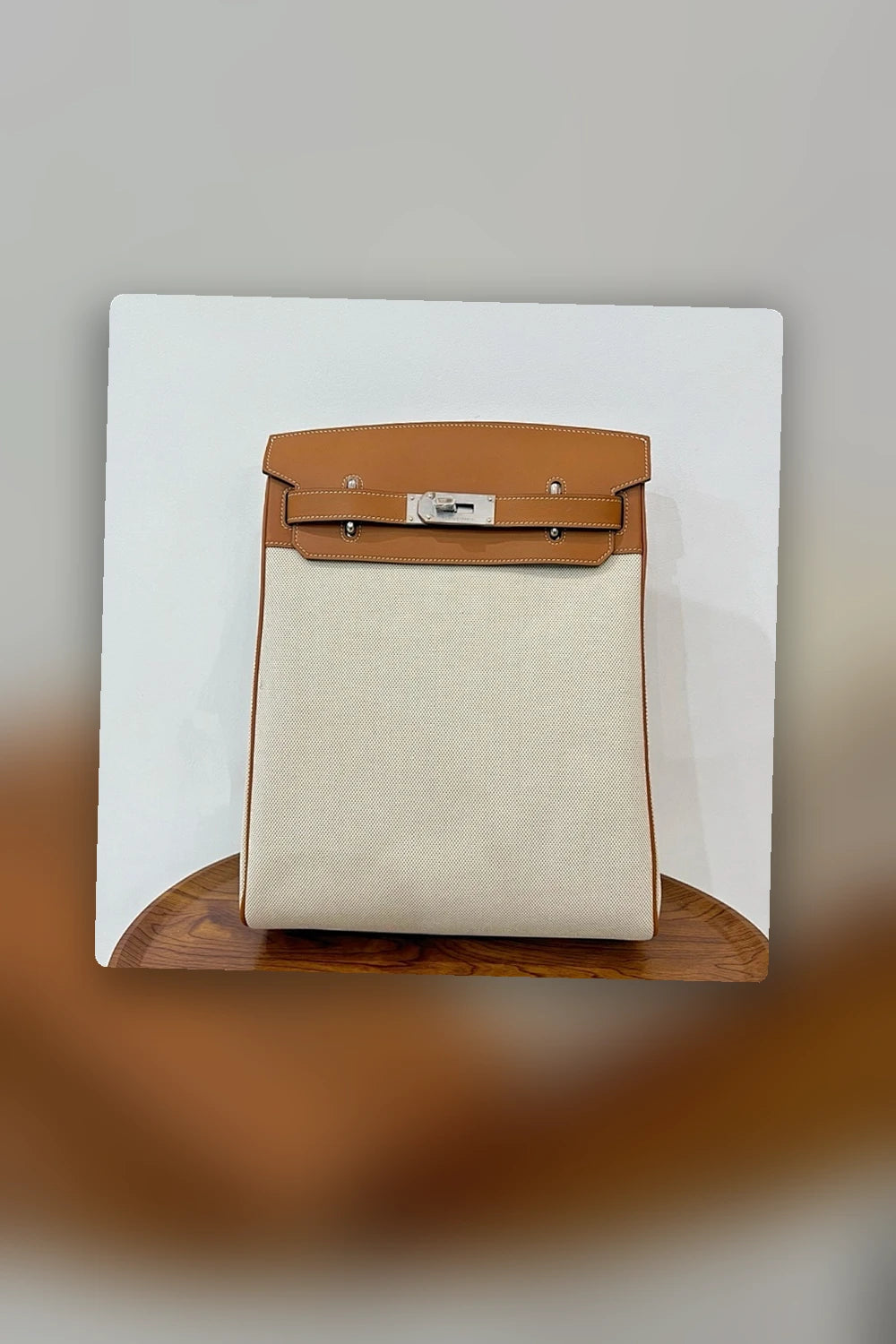NB - HMS Bag - 1696
