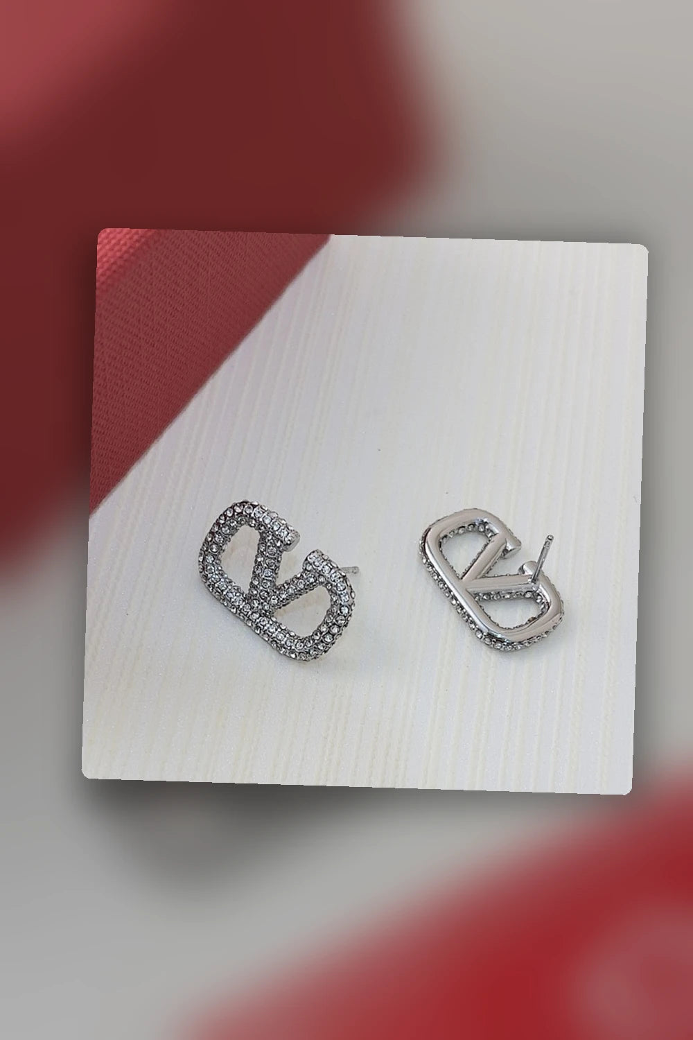 NB - VEL Jewelry - 677