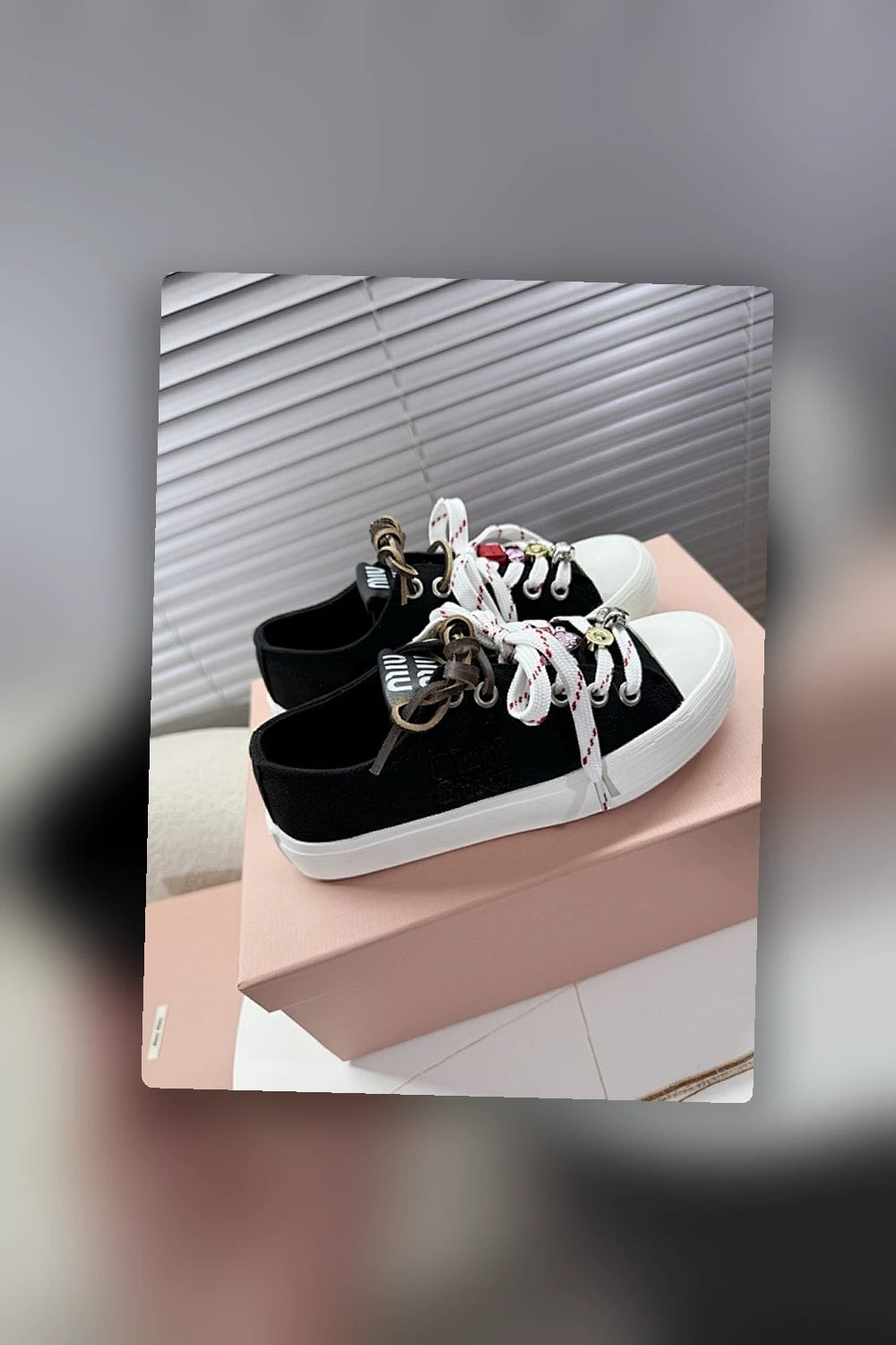 NB - MMU Women Shoes - 189