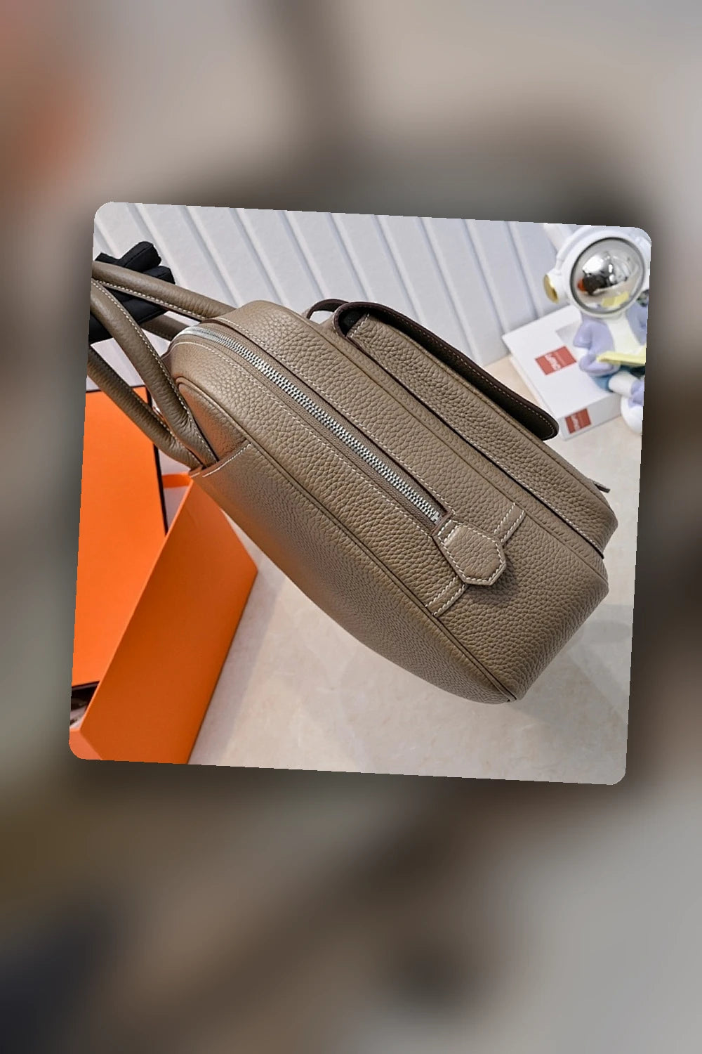 NB - HMS Bag - 1831