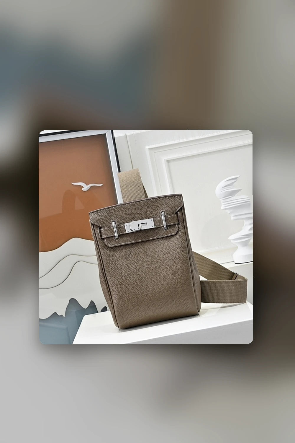 NB - HMS Bag - 1051