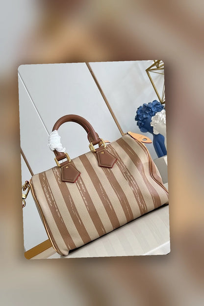 NB - LOV Bag - 1657