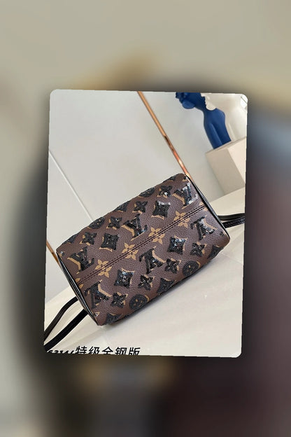 NB - LOV Bag - 301