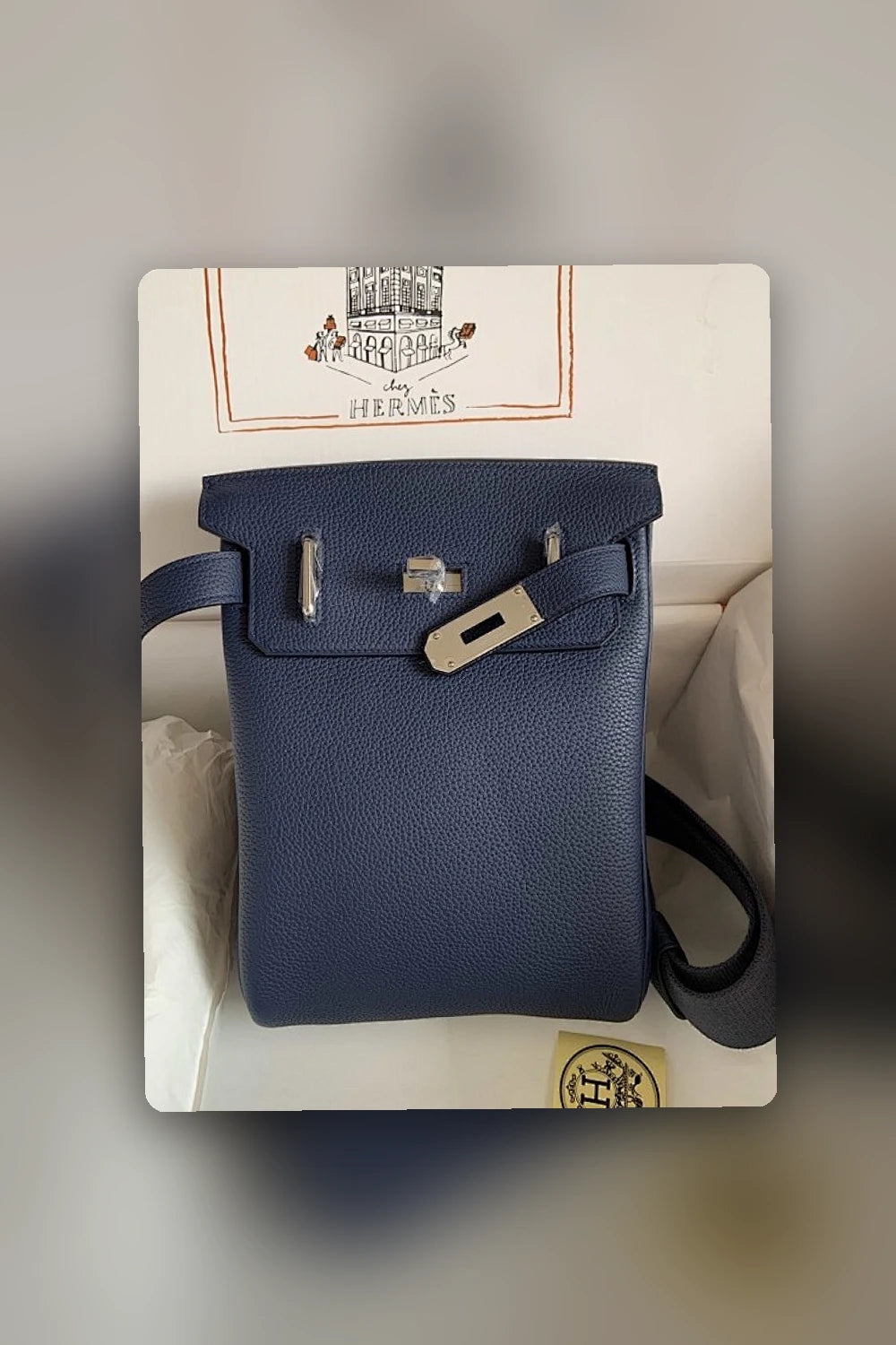 NB - HMS Bag - 1354