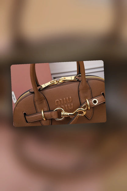 NB - MMU Bag - 084